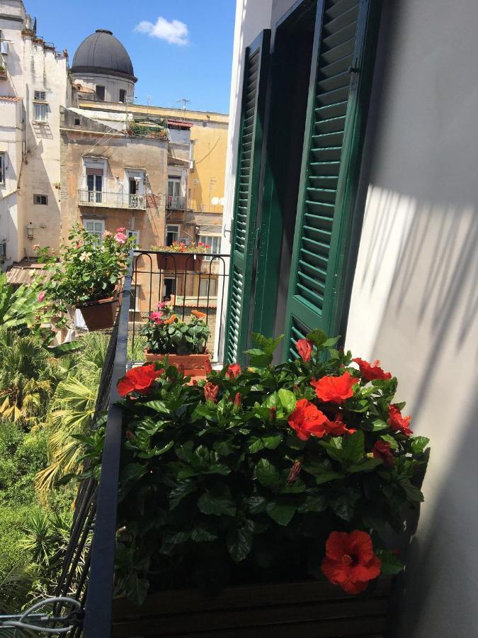Апартаменты Le Rondini Della Pietrasanta Неаполь Экстерьер фото