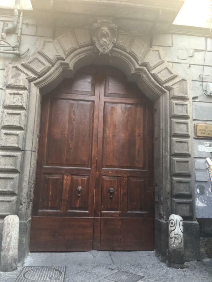 Апартаменты Le Rondini Della Pietrasanta Неаполь Экстерьер фото