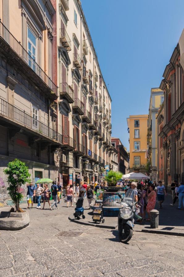 Апартаменты Le Rondini Della Pietrasanta Неаполь Экстерьер фото